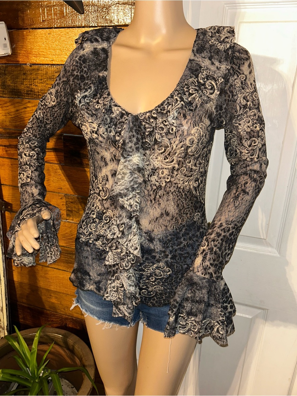 Y2K Karen Kane Black and Cream Sheer Ruffled Floral-Print Blouse